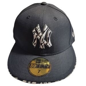 New Era 59FIFTY New York Yankees Fitted Cap Size 7 (55.8cm) Zebra
